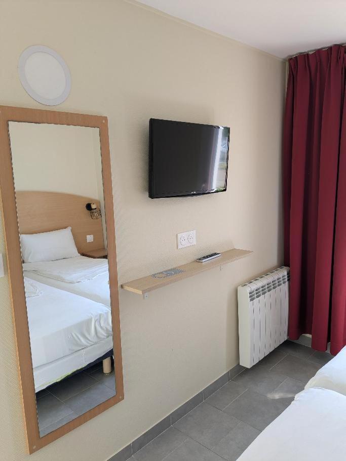 Hotel Initial By Balladins Roissy / Saint-mard Saint-Mard (Seine-et-Marne)