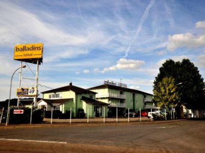 Hotel Initial By Balladins Roissy / Saint-mard