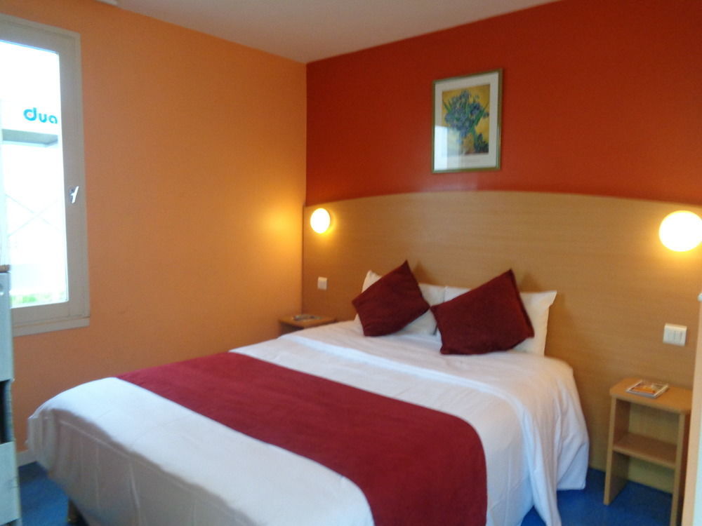 Hotel Initial By Balladins Roissy / Saint-mard 2*