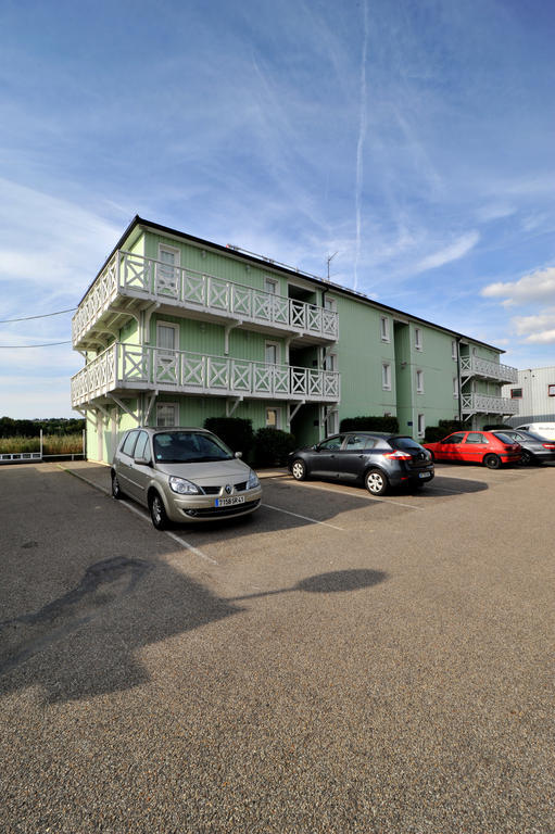 Hotel Initial By Balladins Roissy / Saint-mard